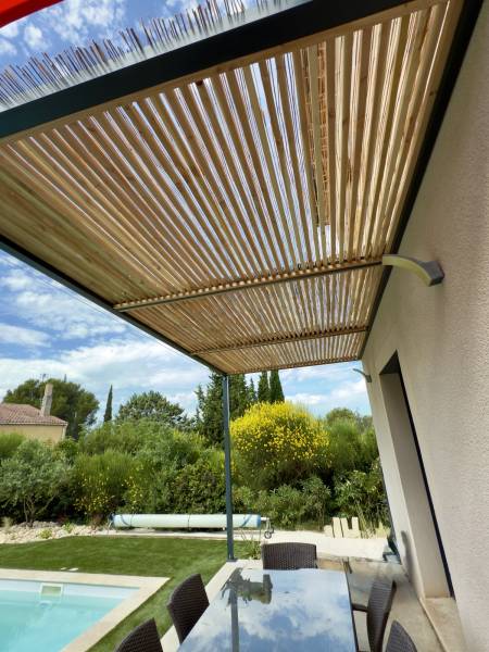 pergola en fer et bois Douglas sur mesure
