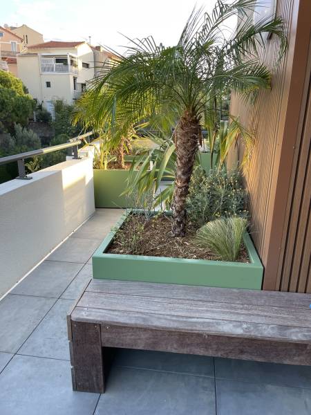 Installation de douche extérieur sur terrasse à Marseille