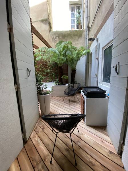 création cour intérieur en bois 