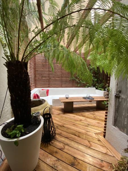 aménagement sur mesure terrasse en bois tropical