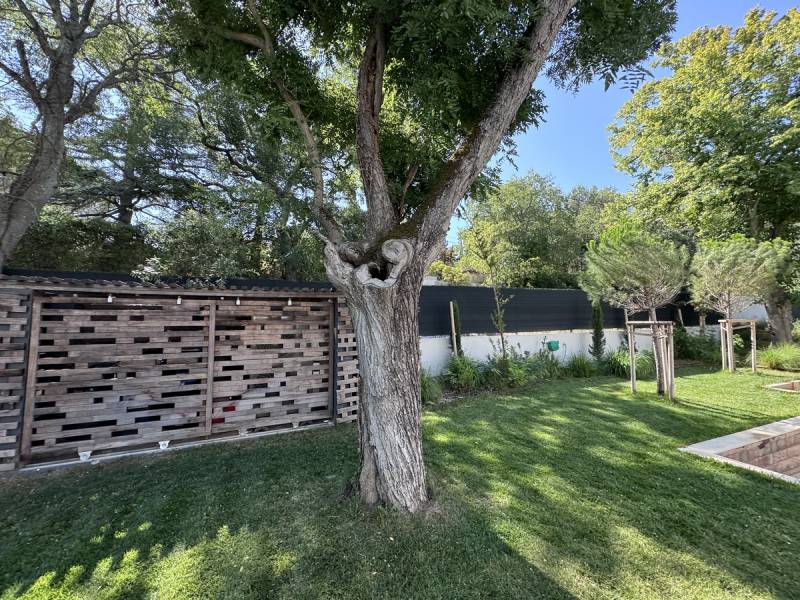 Aménagement paysager haut de gamme à Aix-en-Provence dans les Bouches-du-Rhône (13)