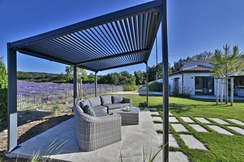 Pergola en aluminium gris anthracite