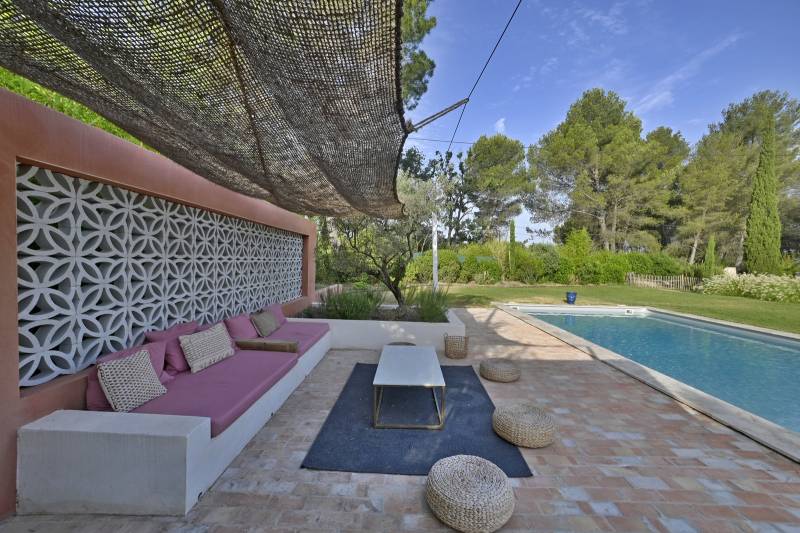 Espace repas et détente