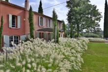 Notre zone d'activité pour ce service Quelles plantes utiliser pour aménager un jardin méditerranéen sans entretien à